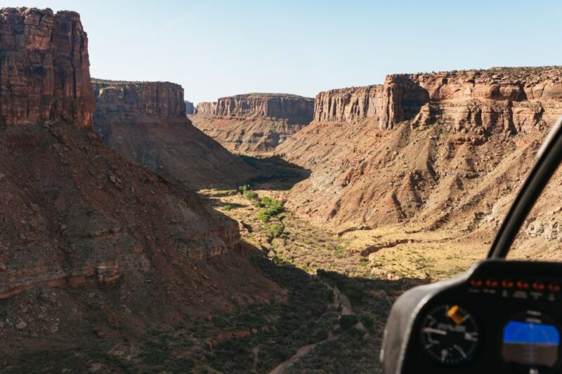 Moab: Backcountry Arches Helicopter Tour - Viewing Utah’s Most Photogenic Arches from Above