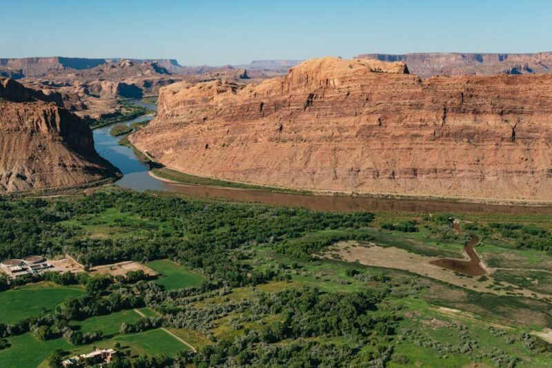 Moab: Backcountry Arches Helicopter Tour - What Makes This Tour Unique in Moab’s Landscape