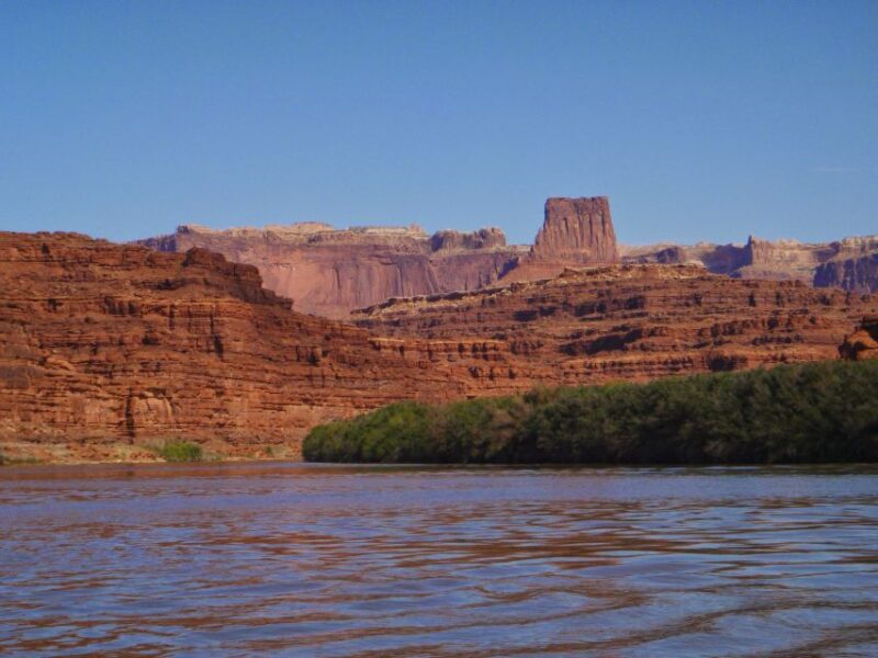 Moab: Calm Water Cruise in Inflatable Boat on Colorado River - Under Dead Horse Point and Observing Native American Art