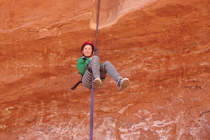 Moab Canyoneering Adventure - Learning Canyoneering Skills with a Professional Guide