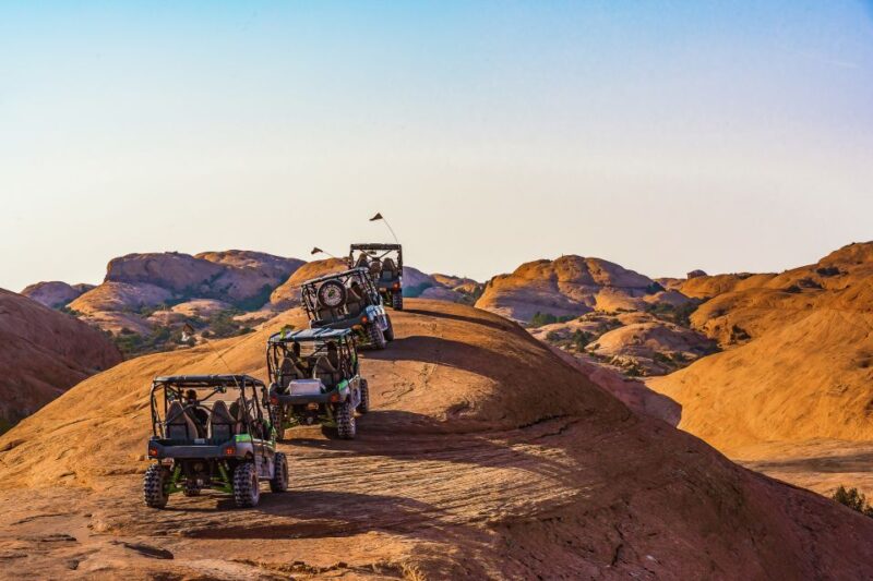 Moab: Hell's Revenge 4WD Off-Road Tour by Kawasaki UTV - The Experience of Guided Driving and Self-Driving