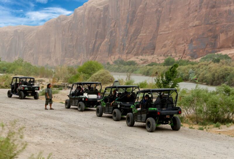Moab: Hurrah Pass 4x4 Driving Adventure - Exploring the Majestic Canyons of Moab with the Hurrah Pass 4x4 Tour
