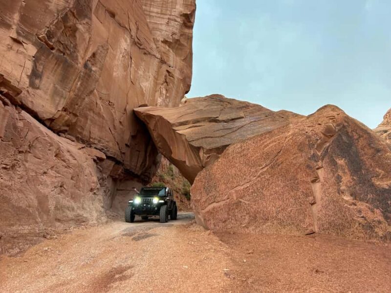 Moab: Private Scenic Jeep Tour with Guide - Comparing to Similar Adventures in Moab