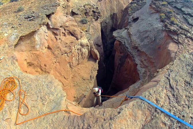 Moab Robber's Roost Canyoneering Adventure - The Expertise and Approach of Get In The Wild Adventures Guides