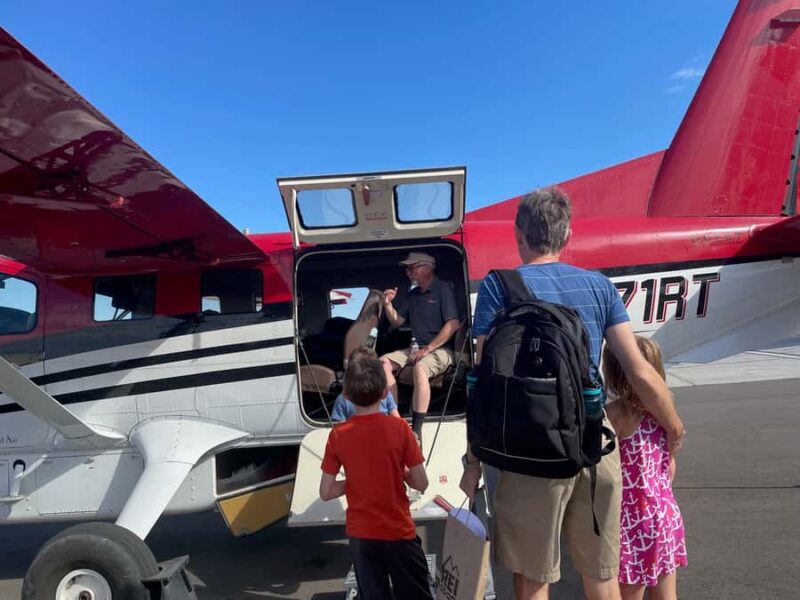 Moab: Sunset in Canyon Country Airplane Tour - Discover the Sunset in Canyon Country from the Sky