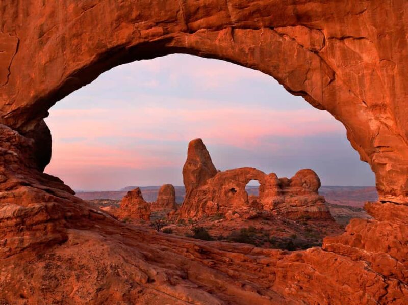 Moab, Utah: Arches & Canyonlands National Park Tour - Unique Highlights of This Utah Adventure
