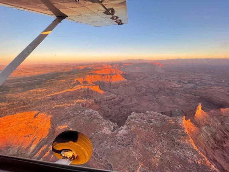 Moab's Best Backcountry Arches Scenic Flight 30min. - Key Points