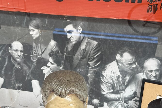 Mob Movie Tour of Little Italy Godfather Sopranos and Cannoli - Practical Details: Group Size and Accessibility