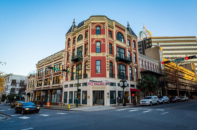 Mobile Downtown Smartphone Guided Audio Walking Tour - Exploring Cathedral Square and Its Religious Heritage