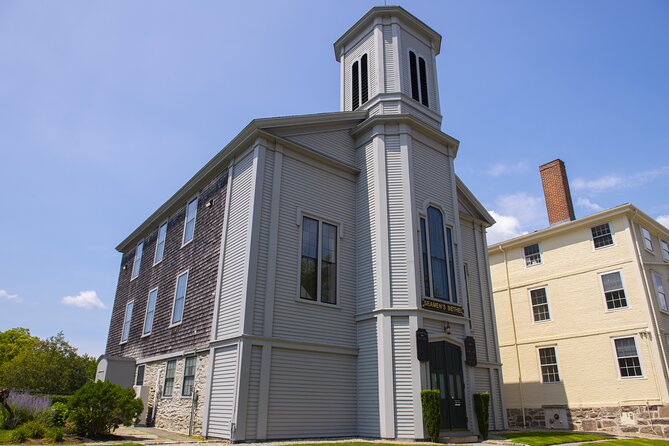 Moby Dick's New Bedford Smartphone Guided Walking Tour - Starting Point: Outside the A Dead Whale or a Stove Boat Statue