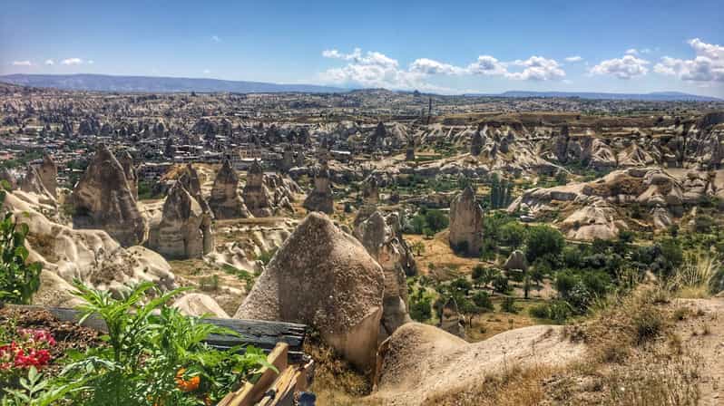 Mochiron Tour Full day Cappadocia With Japanese Guide - Exploring the Surreal Landscape of Devrent Valley