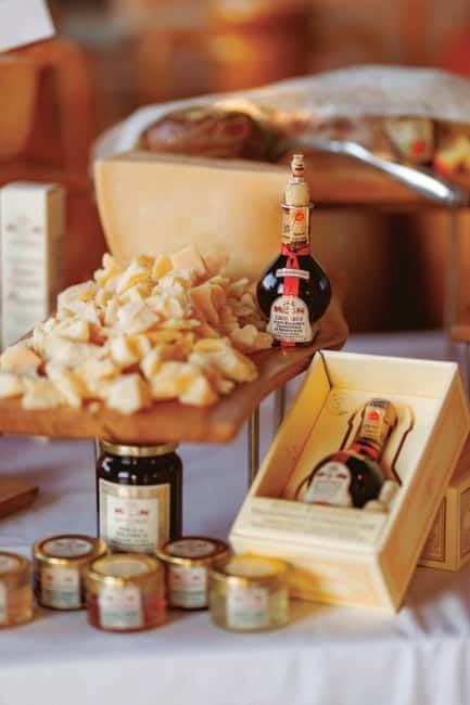MODENA: BALSAMIC VINEGAR TOUR AND TASTING - TYPICAL - Practicalities: Meeting Points and Accessibility