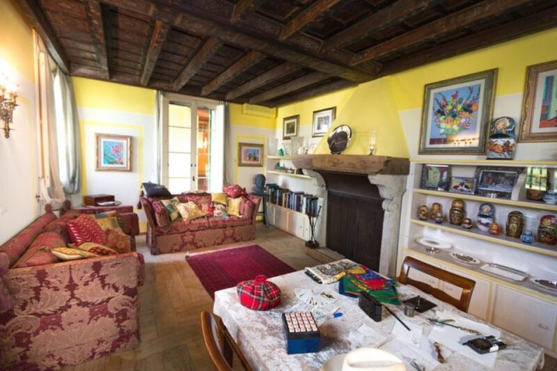 Modena: Casa Museo Luciano Pavarotti Entry Ticket - Why Pavarotti’s House Is a Must-See in Modena