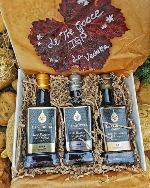 Modena: Guided Balsamic Vinegar Cellar Tour & Optional Meal - Visiting a Family-Run Balsamic Vinegar Cellar in Modena