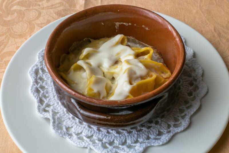 Modena: Private 4-Course Meal and Demo at a Local's Home - The Menu: A Classic Italian Feast