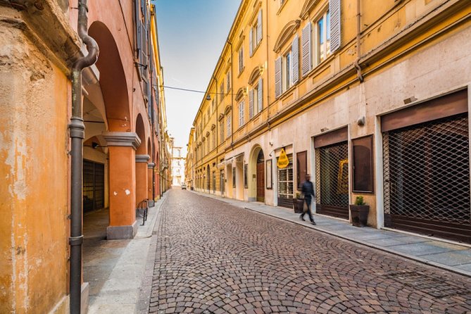 Modena Private Walking Tour - Exploring Novi di Modena and Roman Roots