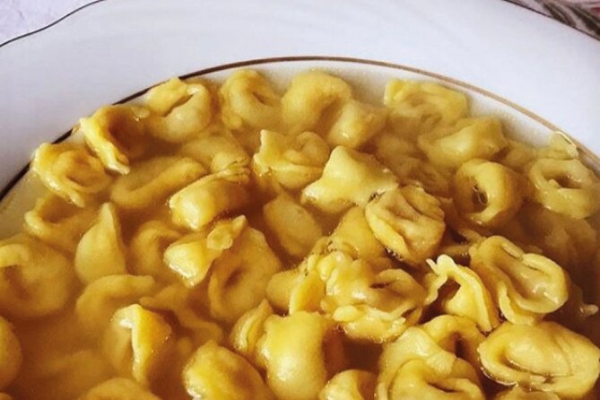 Modena Walking Tour with Audio and Written Guide by a Local - Admiring Piazza Grande, a UNESCO World Heritage Site