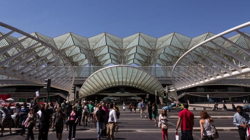 Modern Lisbon aboard an electric Tuk Tuk - Unique Experience of an Electric Tuk Tuk Ride