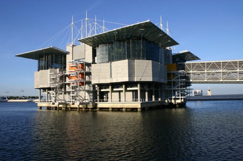 Modern Lisbon aboard an electric Tuk Tuk - Practical Details and Physical Requirements