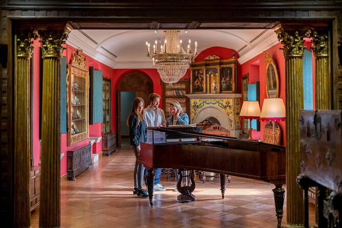 Modernist Experience at the Món Sant Benet Monastery - Comparing This Tour to Other Cultural Experiences in Barcelona