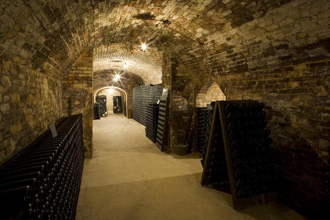 Moet et Chandon Veuve Clicquot Pommery Private Champagne Day trip - Discover the Exclusive Champagne Day Trip from Paris for Champagne Enthusiasts
