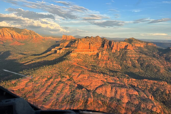 Mogollon Rim (80+ Mile) - Sedona Helicopter Tour - A Closer Look at Sycamore Canyon and Ancient Ruins