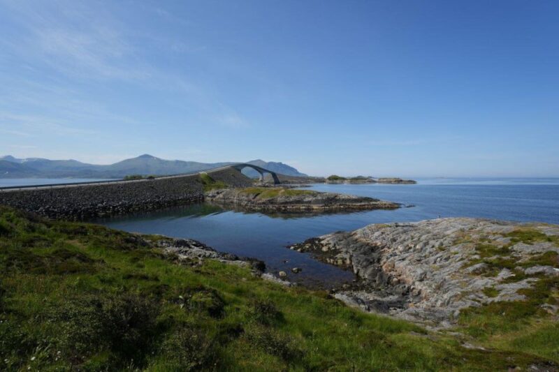 Molde: Atlantic Ocean Road & Varden Audio Guide Bus Tour - Discover Norway’s Spectacular Coastal Road and Panoramic Viewpoint