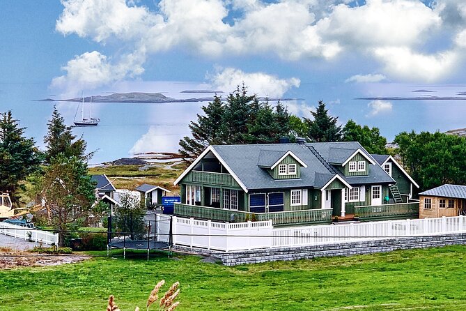 Molde - Atlantic Road Private Sightseeing tour - Driving the Atlantic Road’s Famous Storseisundet Bridge