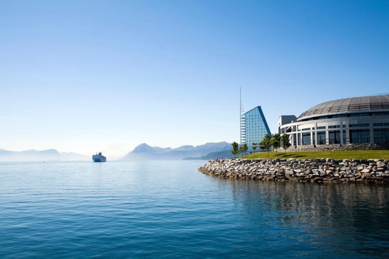 Molde - Guided kayak tour - Booking Flexibility and Cancellation Policy
