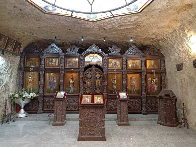 Moldova: Tour Cricova Winery with wine tasting &city tour - Moldova: Tour Cricova Winery with wine tasting & city tour