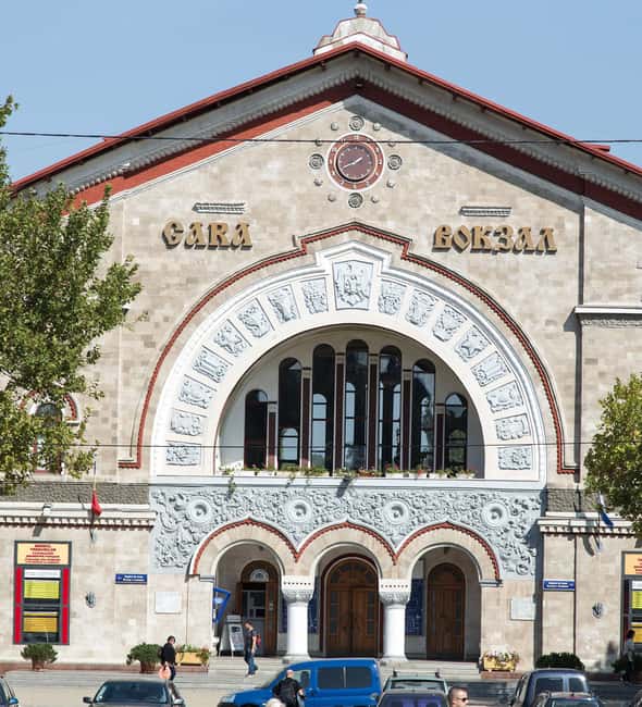 Moldova: Tour Cricova Winery with wine tasting &city tour - Logistics: Meeting Point, Transport, and Group Size