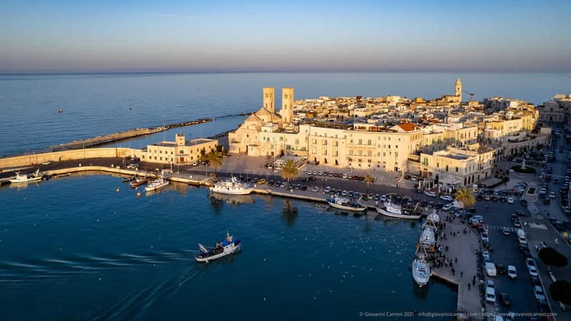 Molfetta: tour of the main attractions of Molfetta - Climbing the Torrione Passari for Breathtaking Views