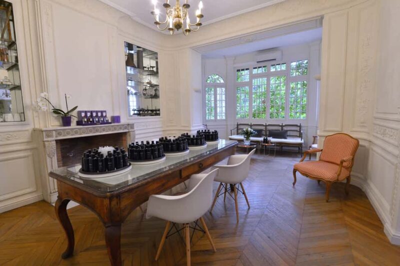 Molinard Parfums Grasse : Prestige Perfume Creation - Crafting Your Signature Scent: The Selection of 100 Essences