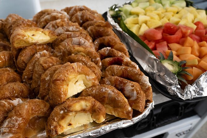 Molokini and Turtle Town Snorkeling Adventure Aboard the Malolo - Food and Beverages on Board