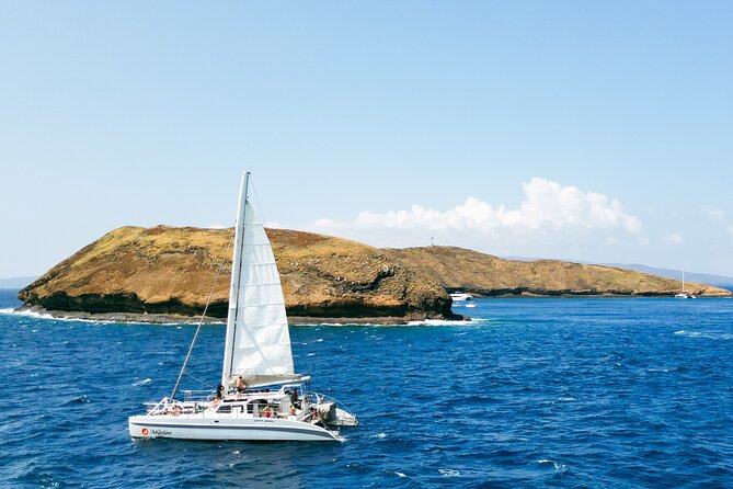 Molokini Snorkel and Performance Sail from Ma'alaea Harbor - Practical Tips for Booking and Participation