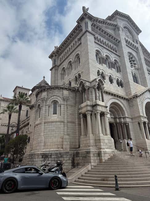 Monaco: Immersive Walking Tour with a Local Guide - Key Points