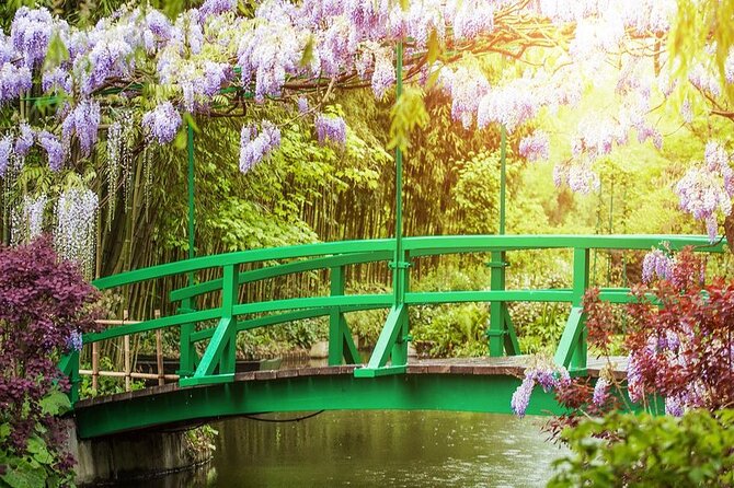 Monets Enchanted Giverny - Visiting Monet’s House and Gardens with a Skilled Guide