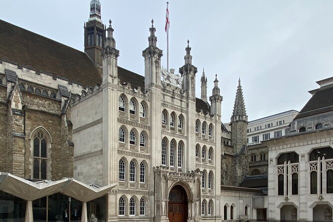 Money and Power in the City Sightseeing Tour - Visiting the Historic East India Company Site