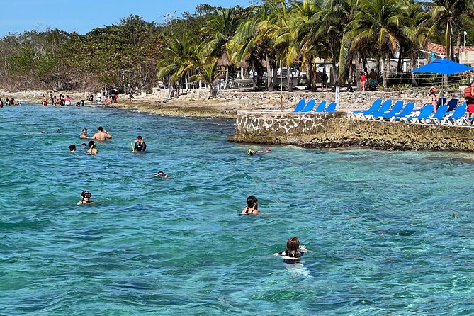 Money Bar Day Pass with Snorkel & Mexican Lunch - Comfortable Beach Amenities and Relaxation Options