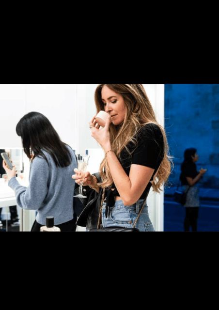 Monmarte Walking tour & French Perfumery Experience - Exploring Montmartre with a Local Guide