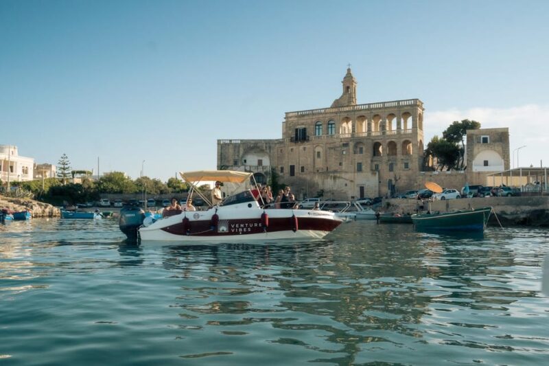 Monopoli: Exclusive Shared Boat Tour - The Role of the Skipper and Crew