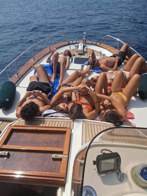 Monopoli: Gozzo Story with Polignano caves, local sailor, and aperitif - Key Points