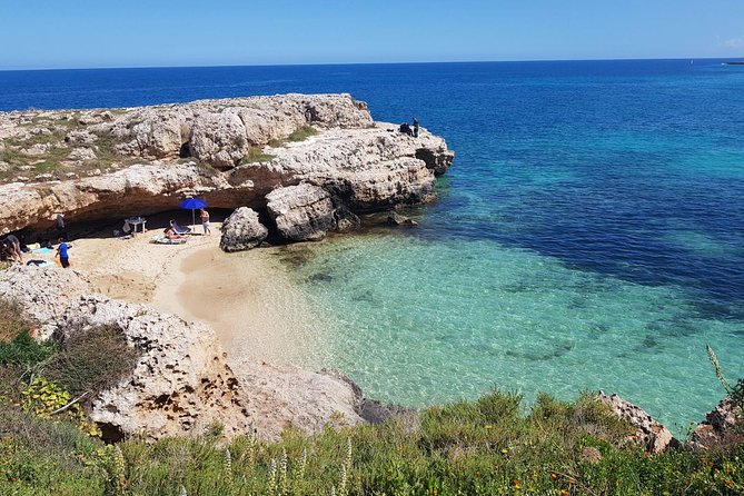 Monopoli Tour among legends and history - Key Points