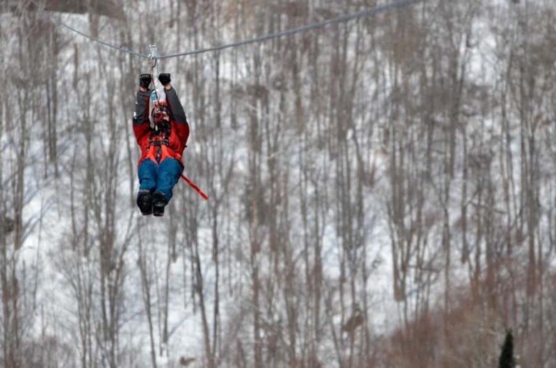 Mont-Catherine: Ziplines & Hike near Mont-Tremblant - Warm-Up in Heated Teepees Between Zips