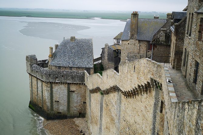 Mont Saint-Michel Day Trip from Bayeux (Shared tour) - The Role of the Guides and Their Expertise