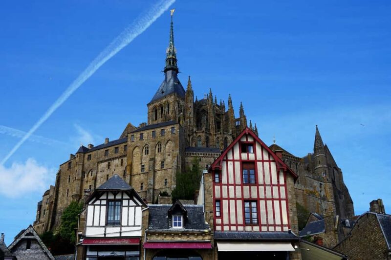 Mont Saint Michel : Full day private guided tour from Paris - Explore Mont Saint Michel with a Private Guide from Paris