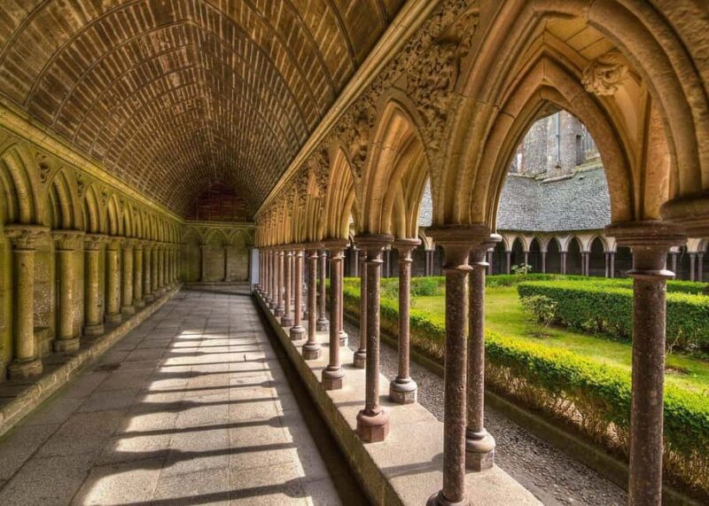 Mont Saint-Michel: Guided Shore Excursion From Le Havre - Ascending to the Abbey (Extra Cost) and Panoramic Views