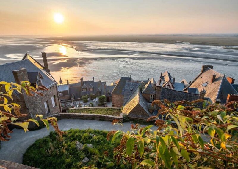 Mont Saint-Michel: Guided Shore Excursion From Le Havre - Return Journey with Scenic Views Along Normandy’s Coast