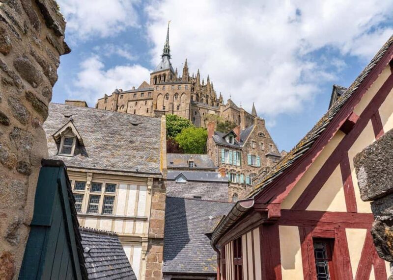 Mont Saint-Michel: Guided Shore Excursion From Le Havre - Logistics: Meeting Point, Group Size, and Practical Details