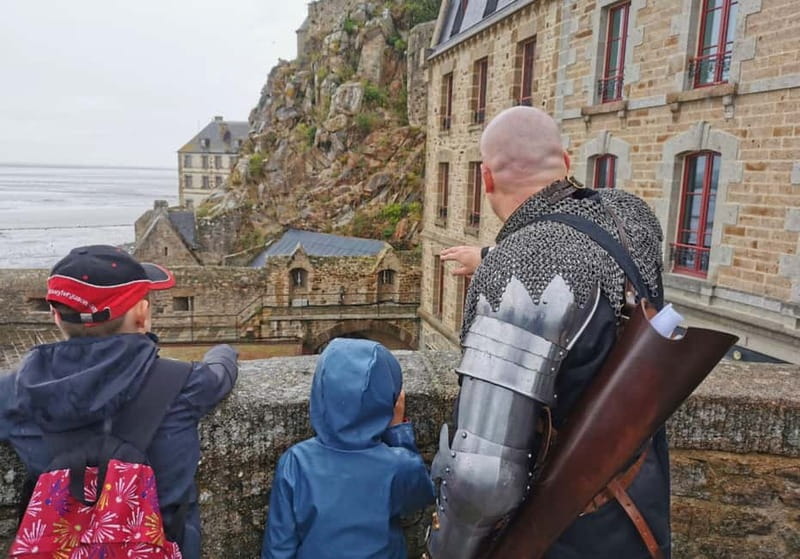 Mont-Saint-Michel: Immersive guided tour of the Middle Ages - Stories of Sieges, Battles, and Intrigue